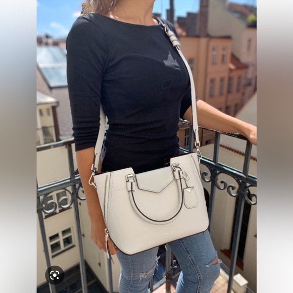 DIVORCE CLEARANCE-TAKING OFFERS MK Blakely Leather Satchel - Picture 16 of 17